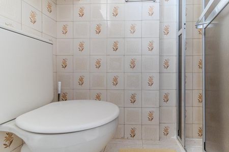 Studio para alugar com 37m², 1 quarto e 1 vaga Studio para alugar com 37m², 1 quarto e 1 vagaBanheiro