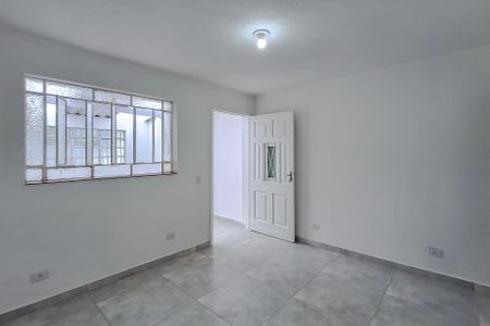 Casa para alugar com 89m², 2 quartos e sem vaga Casa para alugar com 89m², 2 quartos e sem vagaSala
