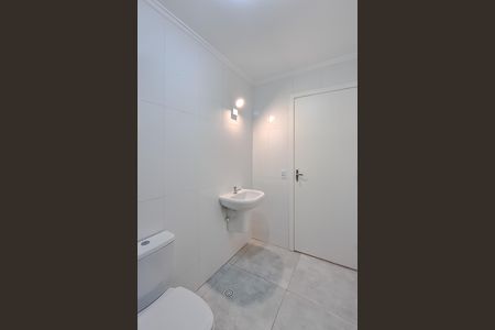 Casa para alugar com 89m², 2 quartos e sem vaga Casa para alugar com 89m², 2 quartos e sem vagaBanheiro