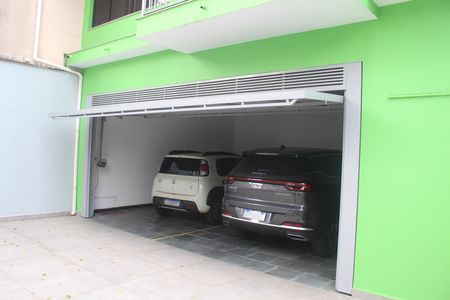 Garagem de casa à venda com 5 quartos, 400m² em Santa Paula, São Caetano do Sul