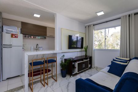 Sala de apartamento para alugar com 2 quartos, 47m² em Jardim Paris, São Paulo