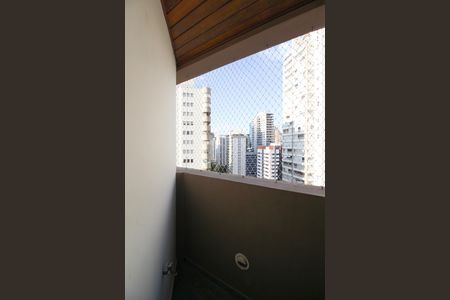 Apartamento à venda com 202m², 3 quartos e 3 vagas Apartamento à venda com 202m², 3 quartos e 3 vagasVaranda da Suíte 3