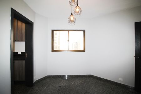 Apartamento à venda com 202m², 3 quartos e 3 vagas Apartamento à venda com 202m², 3 quartos e 3 vagasCopa