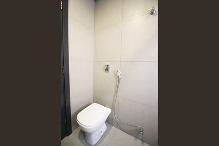 Apartamento à venda com 202m², 3 quartos e 3 vagas Apartamento à venda com 202m², 3 quartos e 3 vagasBanheiro da Suíte 2