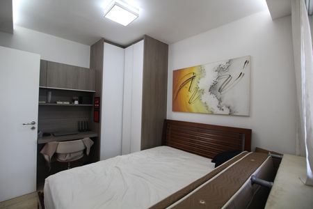 Apartamento à venda com 169m², 4 quartos e 2 vagasQuarto 1