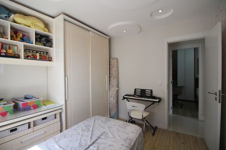Apartamento à venda com 169m², 4 quartos e 2 vagasQuarto 2