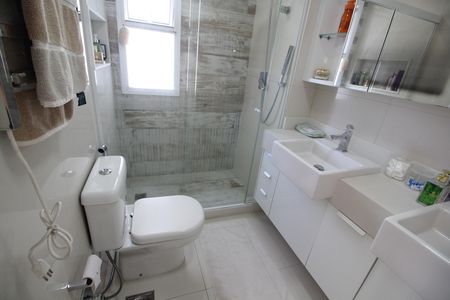 Apartamento à venda com 169m², 4 quartos e 2 vagasQuarto 4 - Suíte