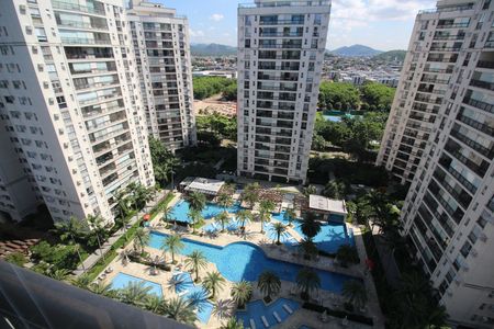 Sala - Vista de apartamento à venda com 4 quartos, 169m² em Barra Olímpica, Rio de Janeiro