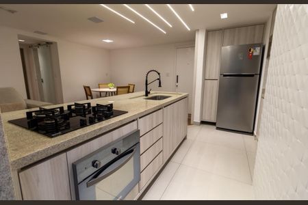 Apartamento à venda com 78m², 2 quartos e 1 vaga