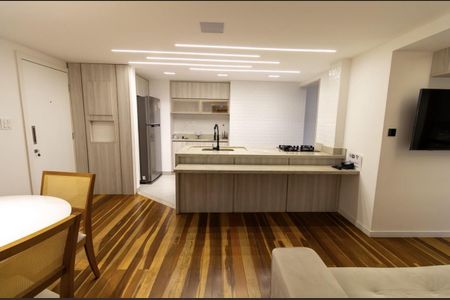 Apartamento à venda com 78m², 2 quartos e 1 vaga
