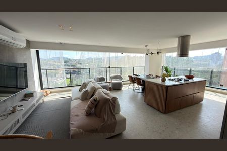 Apartamento à venda com 3 quartos, 107m² em Empresarial 18 do Forte, Barueri