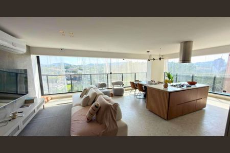 Apartamento à venda com 3 quartos, 107m² em Empresarial 18 do Forte, Barueri