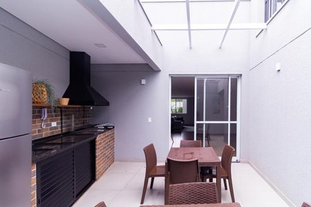 Apartamento para alugar com 58m², 2 quartos e sem vagaÁrea comum - Churrasqueira