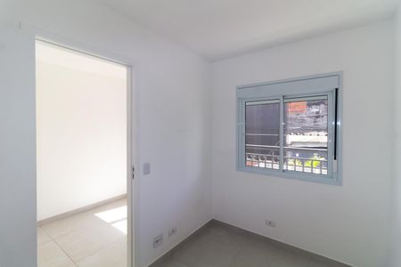 Quarto 2 de apartamento para alugar com 2 quartos, 58m² em Jardim Angela (zona Leste), São Paulo