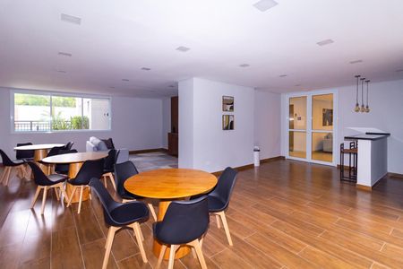 Apartamento para alugar com 58m², 2 quartos e sem vagaÁrea comum - Salão de festas