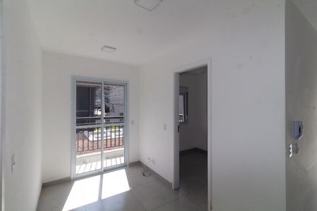 Sala de apartamento para alugar com 2 quartos, 58m² em Jardim Angela (zona Leste), São Paulo
