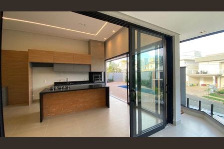 Casa à venda com 177m², 3 quartos e 4 vagas