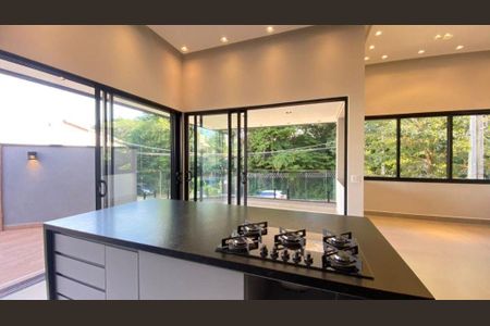 Casa à venda com 177m², 3 quartos e 4 vagas