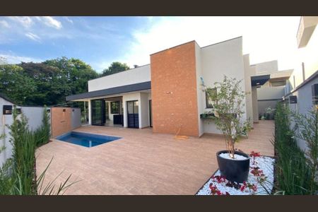 Casa à venda com 177m², 3 quartos e 4 vagas