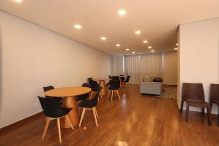 Apartamento para alugar com 30m², 1 quarto e sem vagaÁrea comum - Salão de festas