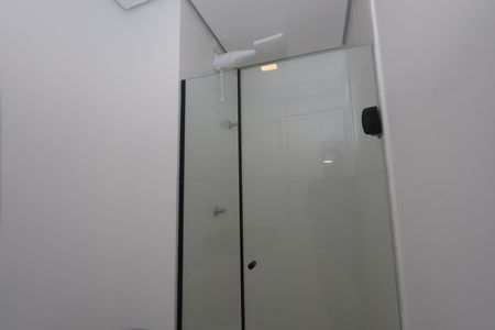 Banheiro de apartamento para alugar com 1 quarto, 30m² em Jardim Angela (zona Leste), São Paulo