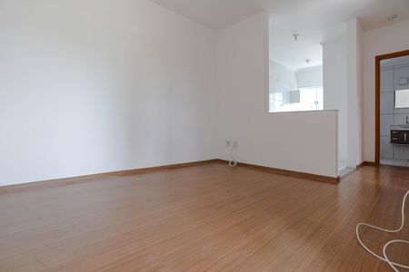 Sala de apartamento para alugar com 2 quartos, 49m² em Centro, Mogi das Cruzes