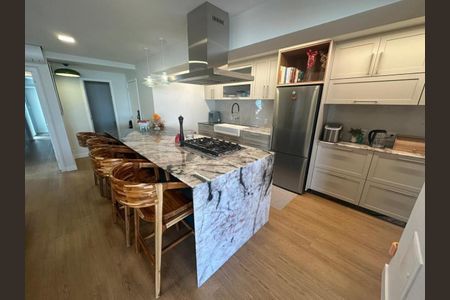 Apartamento à venda com 2 quartos, 169m² em Vila Romana, São Paulo