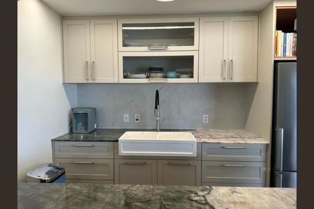 Apartamento à venda com 2 quartos, 169m² em Vila Romana, São Paulo