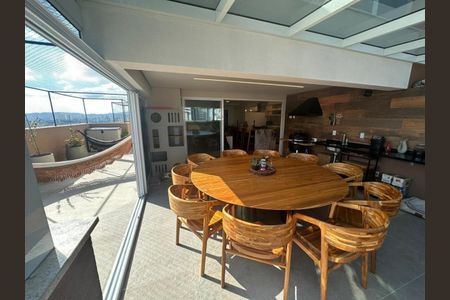 Apartamento à venda com 2 quartos, 169m² em Vila Romana, São Paulo