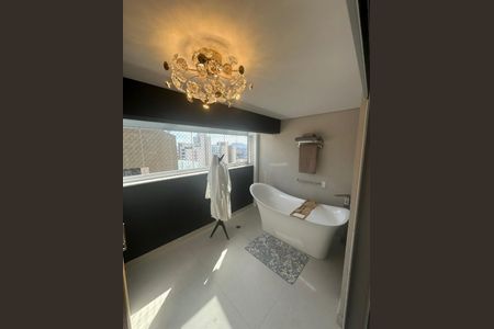 Apartamento à venda com 2 quartos, 169m² em Vila Romana, São Paulo