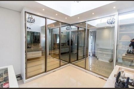 Casa à venda com 460m², 5 quartos e 4 vagas