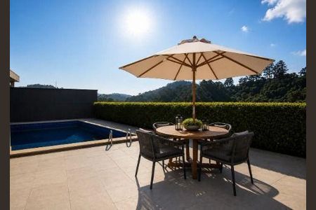 Casa à venda com 460m², 5 quartos e 4 vagas