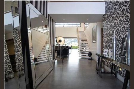 Casa à venda com 460m², 5 quartos e 4 vagas