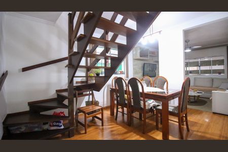 Casa à venda com 150m², 3 quartos e 2 vagas
