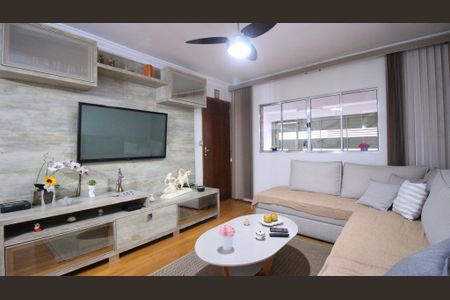 Casa à venda com 3 quartos, 150m² em Vila Antonieta, São Paulo