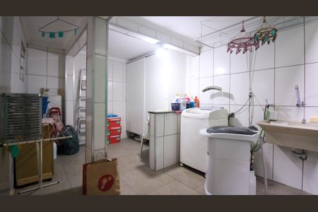 Casa à venda com 150m², 3 quartos e 2 vagas