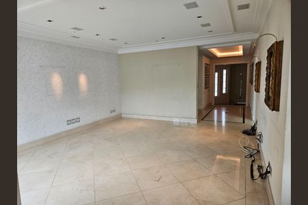 Casa à venda com 371m², 4 quartos e 4 vagas