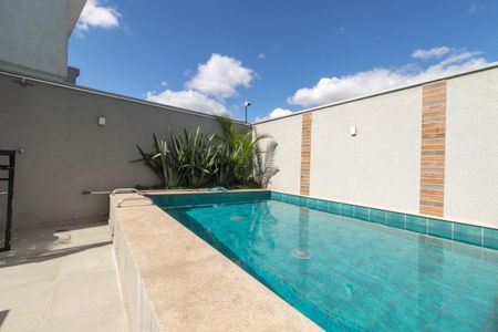 Apartamento para alugar com 30m², 1 quarto e sem vagaÁrea comum - Piscina