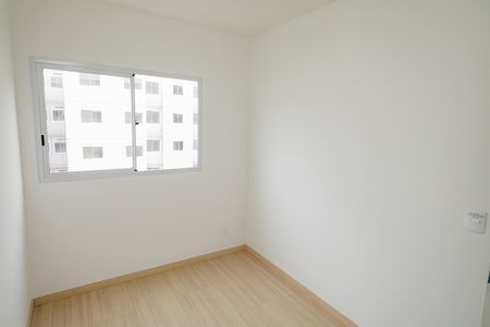 Quarto 1 de apartamento para alugar com 2 quartos, 42m² em Campo Grande, Rio de Janeiro