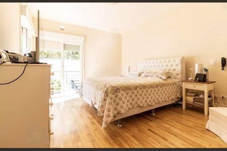 Casa à venda com 435m², 4 quartos e 6 vagas