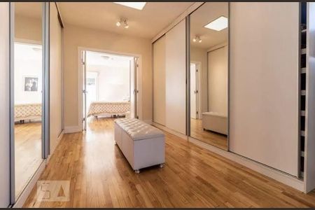 Casa à venda com 435m², 4 quartos e 6 vagas