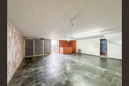 Casa para alugar com 600m², 3 quartos e 5 vagas