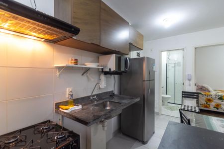 Cozinha e Área de Serviço de apartamento para alugar com 2 quartos, 36m² em Jurubatuba, São Paulo