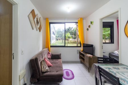 Sala de apartamento para alugar com 2 quartos, 34m² em Jurubatuba, São Paulo