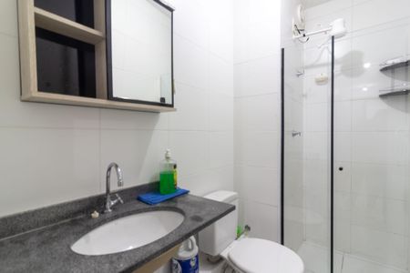 Banheiro de apartamento para alugar com 2 quartos, 36m² em Jurubatuba, São Paulo