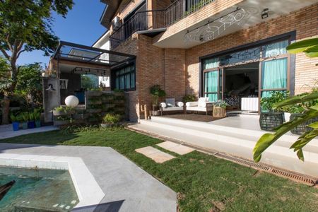 Casa à venda com 435m², 4 quartos e 6 vagas