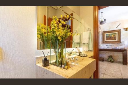 Casa à venda com 435m², 4 quartos e 6 vagas