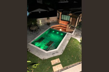 Casa à venda com 435m², 4 quartos e 6 vagas