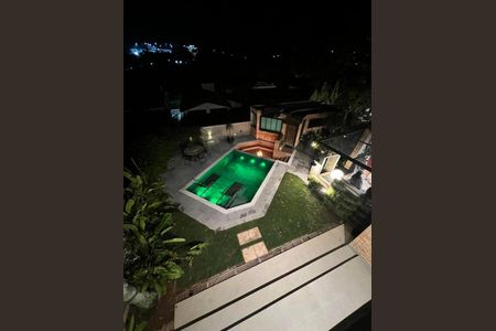 Casa à venda com 435m², 4 quartos e 6 vagas