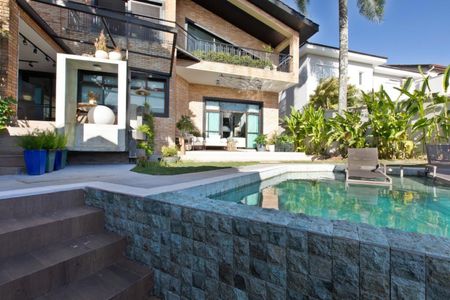 Casa à venda com 435m², 4 quartos e 6 vagas